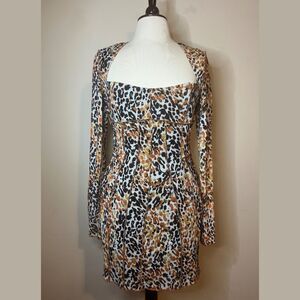 Hours Leopard Print Long Sleeve Dress – Size S 🤎